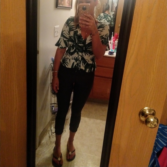 SOLD - H&M blouse - Picture 4 of 7